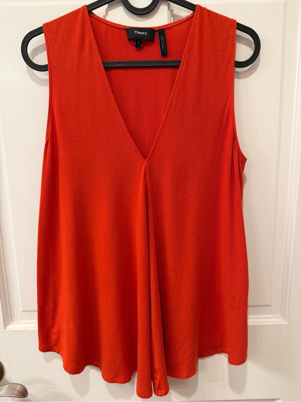 Theory Women's Orange Sleeveless V-Neck Tank